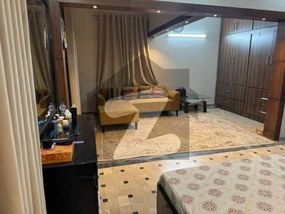 گلستانِ جوہر کراچی میں 3 کمروں کا 10 مرلہ زیریں پورشن 85.0 ہزار میں کرایہ پر دستیاب ہے۔