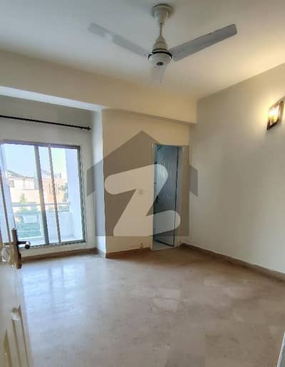 ای ۔ 11/3 ای ۔ 11,اسلام آباد میں 2 کمروں کا 4 مرلہ فلیٹ 63.0 ہزار میں کرایہ پر دستیاب ہے۔