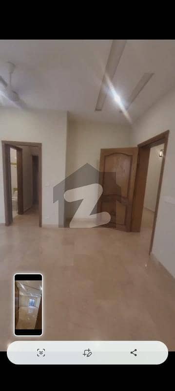 ڈی ۔ 12/2 ڈی ۔ 12,اسلام آباد میں 8 کمروں کا 14 مرلہ مکان 4.0 لاکھ میں کرایہ پر دستیاب ہے۔