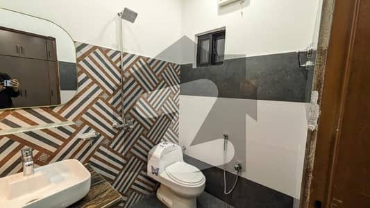 نشیمنِ اقبال فیز 2 نشیمنِ اقبال,لاہور میں 5 کمروں کا 5 مرلہ مکان 1.95 کروڑ میں برائے فروخت۔