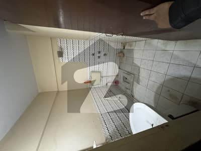 Afnan arcade flat for rent corner 3 balconies