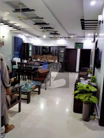 4 Bed Ground Floor Unit For Sale