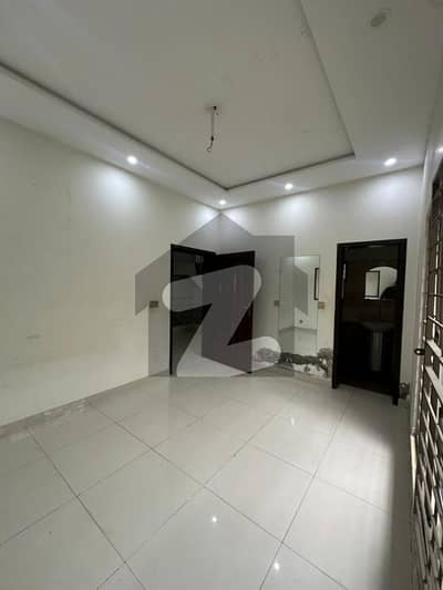 8 MARLA SECOND FLOOR AVAILABLE FOR RENT