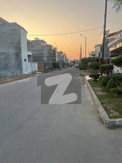 انڈگو کینال ہومز مین کینال بینک روڈ,لاہور میں 4 مرلہ رہائشی پلاٹ 1.0 کروڑ میں برائے فروخت۔