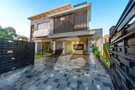 ڈی ایچ اے فیز 6 ڈیفنس (ڈی ایچ اے),لاہور میں 5 کمروں کا 1 کنال مکان 8.76 کروڑ میں برائے فروخت۔ ڈی ایچ اے فیز 6 ڈیفنس (ڈی ایچ اے),لاہور میں 5 کمروں کا 1 کنال مکان 8.76 کروڑ میں برائے فروخت۔