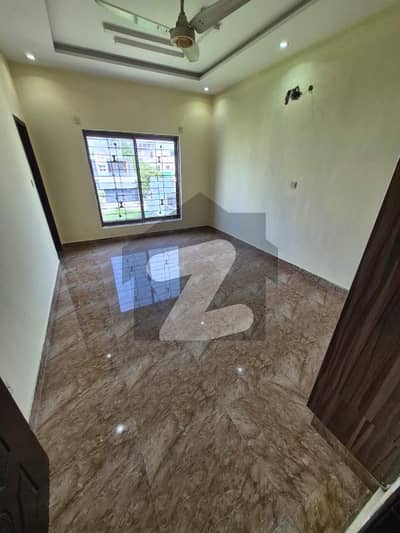 10 Marla Upper Portion Available For Rent In Lake City Sector M-5