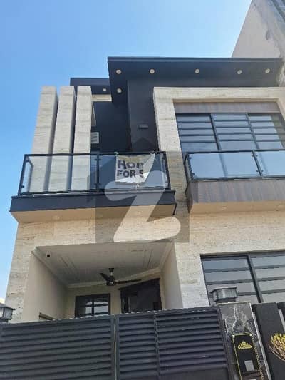 Beautifully Managed New House