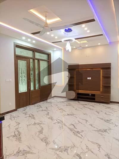 ای ۔ 18 اسلام آباد میں 3 کمروں کا 7 مرلہ بالائی پورشن 40.0 ہزار میں کرایہ پر دستیاب ہے۔