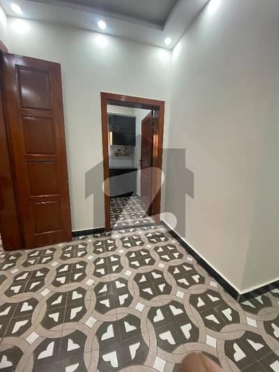 صنوبر سٹی اڈیالہ روڈ,راولپنڈی میں 3 کمروں کا 5 مرلہ بالائی پورشن 35.0 ہزار میں کرایہ پر دستیاب ہے۔