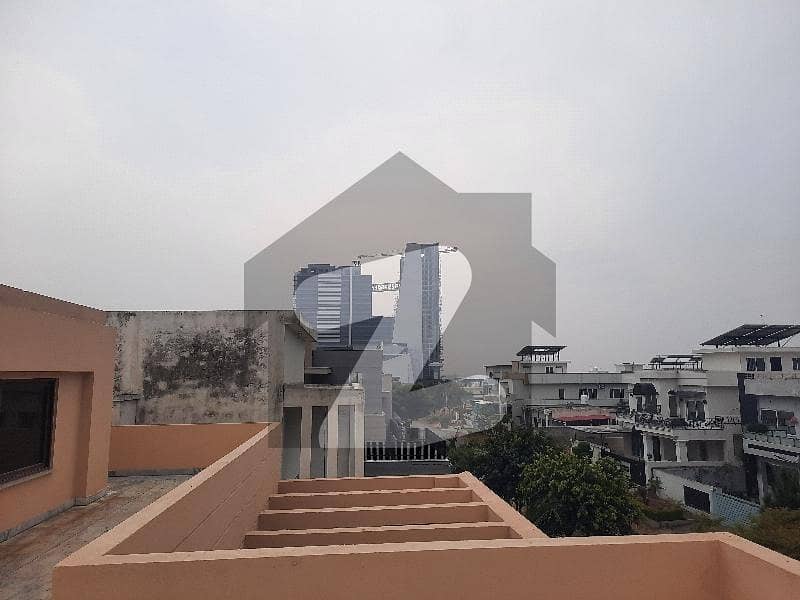 Ready To Buy A House 1 Kanal In B-17 Ready To Buy A House 1 Kanal In B-17