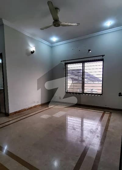 ای ۔ 11/2 ای ۔ 11,اسلام آباد میں 2 کمروں کا 6 مرلہ بالائی پورشن 85.0 ہزار میں کرایہ پر دستیاب ہے۔