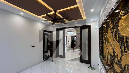 Ready To Shift 8 Marla Brand House For Sale At Reasonable Price In Bahria Orchard Raiwind Road Lahore