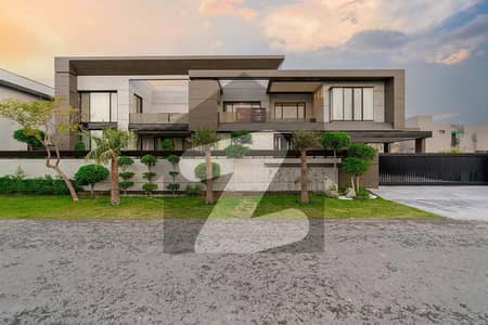 2 Kanal Modern Design slightly use Bungalow For Sale At Prime Location Of Dha Lahore Near To Park & mosque