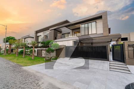 ڈی ایچ اے فیز 5 ڈیفنس (ڈی ایچ اے),لاہور میں 5 کمروں کا 2 کنال مکان 20.0 کروڑ میں برائے فروخت۔