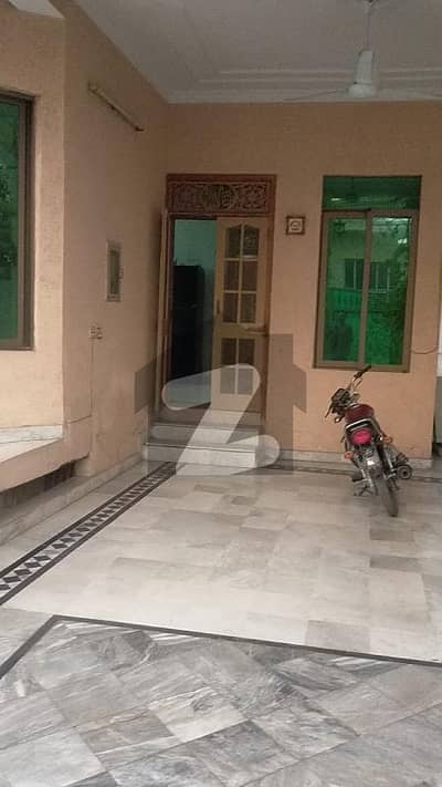 سیٹیلائیٹ ٹاؤن راولپنڈی میں 9 کمروں کا 1 کنال مکان 3.0 لاکھ میں کرایہ پر دستیاب ہے۔ سیٹیلائیٹ ٹاؤن راولپنڈی میں 9 کمروں کا 1 کنال مکان 3.0 لاکھ میں کرایہ پر دستیاب ہے۔