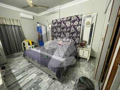 گلشن اقبال - بلاک 13-ڈی2 گلشنِ اقبال,گلشنِ اقبال ٹاؤن,کراچی میں 3 کمروں کا 6 مرلہ فلیٹ 1.35 کروڑ میں برائے فروخت۔