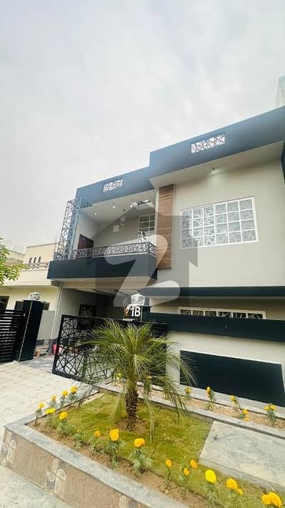 جناح گارڈنز فیز 1 جناح گارڈنز,ایف ای سی ایچ ایس,اسلام آباد میں 7 کمروں کا 7 مرلہ مکان 3.5 کروڑ میں برائے فروخت۔