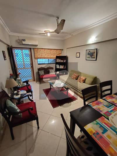 Chance Deal 3 Bedroom Apartment Available In Clifton Block 2 Near IVS Indus Valley School Of Art Karachi