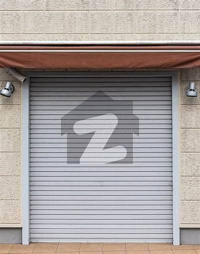 SHOP IS AVAILABLE ON THE RENT AT SMCHS