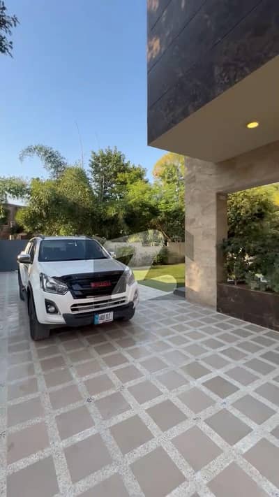 Prime Location House