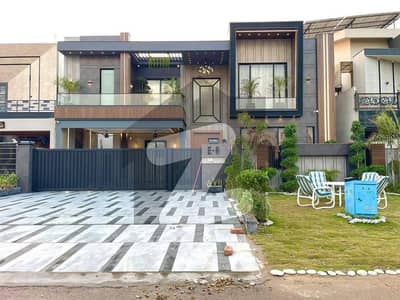 1 KANAL ELEGANT BUNGALOW FOR RENT AVAILABLE IN DHA PHASE 1