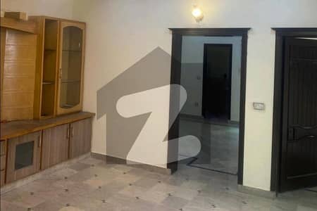 5 Marla Upper Portion For rent In Rs. 40000 Only