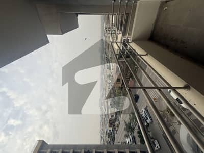 عسکری 5 ۔ سیکٹر جے عسکری 5,ملیر کنٹونمنٹ,کینٹ,کراچی میں 3 کمروں کا 12 مرلہ فلیٹ 4.25 کروڑ میں برائے فروخت۔