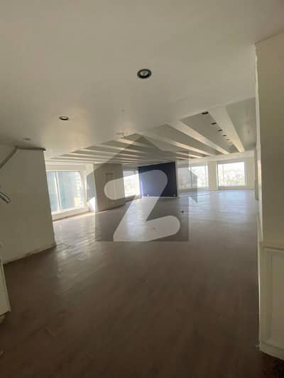 Office Of 1865 Square Feet In Shahra-E-Faisal For Rent
