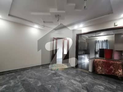 Prime Location 20 Marla Upper Portion For Rent In Lahore