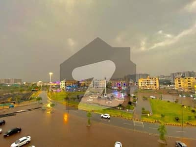 بحریہ انکلیو - سیکٹر اے بحریہ انکلیو,بحریہ ٹاؤن,اسلام آباد میں 8 مرلہ کمرشل پلاٹ 8.5 کروڑ میں برائے فروخت۔