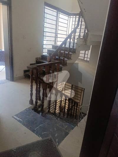 E11/4 10 Marla Upper portion 3 Bedroom