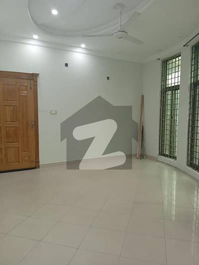 ای ۔ 11 اسلام آباد میں 2 کمروں کا 11 مرلہ زیریں پورشن 85.0 ہزار میں کرایہ پر دستیاب ہے۔