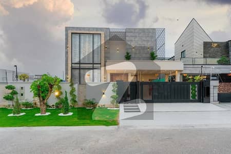 ڈی ایچ اے فیز 4 ڈیفنس (ڈی ایچ اے),لاہور میں 6 کمروں کا 1 کنال مکان 8.65 کروڑ میں برائے فروخت۔