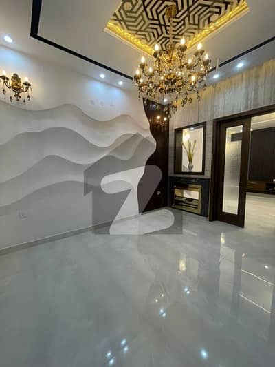 10 Marla Brand New House For Sale