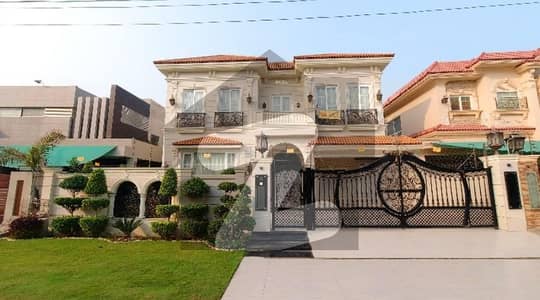 ڈی ایچ اے فیز 3 - بلاک ڈبلیو فیز 3,ڈیفنس (ڈی ایچ اے),لاہور میں 6 کمروں کا 1 کنال مکان 14.0 کروڑ میں برائے فروخت۔ ڈی ایچ اے فیز 3 - بلاک ڈبلیو فیز 3,ڈیفنس (ڈی ایچ اے),لاہور میں 6 کمروں کا 1 کنال مکان 14.0 کروڑ میں برائے فروخت۔