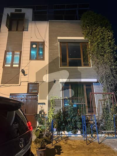 Beautiful Well Maintained Bungalow For Sale In DHA Phase 7 Ext Beautiful Well Maintained Bungalow For Sale In DHA Phase 7 Ext