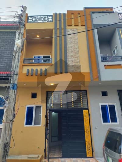 غوث گارڈن - فیز 4 غوث گارڈن,لاہور میں 3 کمروں کا 3 مرلہ مکان 95.0 لاکھ میں برائے فروخت۔