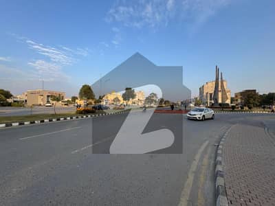 5 Marla Hot Location Plot Near To Park Near To Mosque Available For Sale