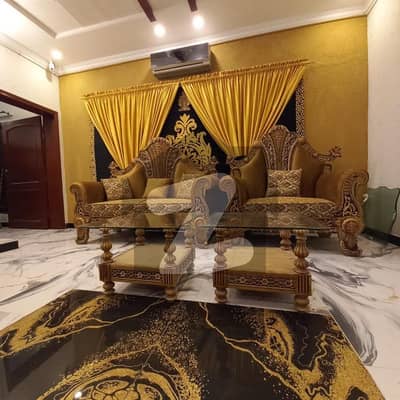 10 Marla Single Unit 4 Bedrooms Furnished House Available For Rent