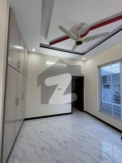 جی ۔ 13/1 جی ۔ 13,اسلام آباد میں 2 کمروں کا 4 مرلہ بالائی پورشن 55.0 ہزار میں کرایہ پر دستیاب ہے۔