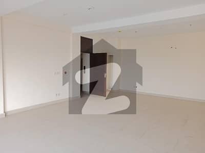 04 MARLA OFFICE 3RD FLOOR WITH ELEVATOR