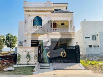 5 Marla Classic House for Sale Elegant & Comfortable Family Home