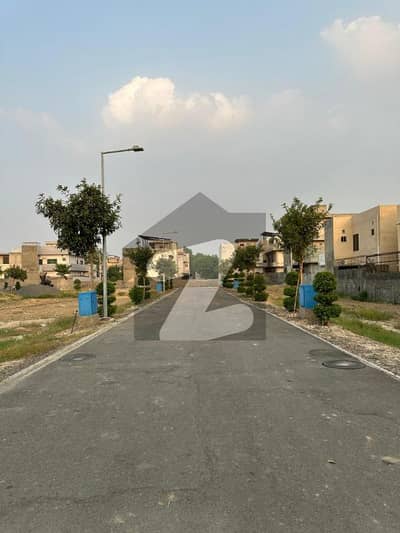 ایڈن ریزیڈینشیا ایڈن,لاہور میں 4 مرلہ رہائشی پلاٹ 73.0 لاکھ میں برائے فروخت۔