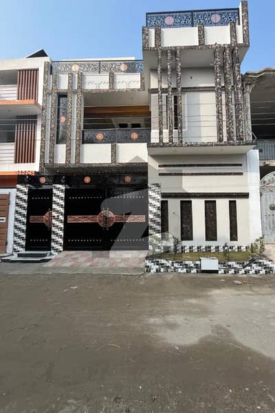 واپڈا ٹاؤن پشاور میں 6 کمروں کا 7 مرلہ مکان 1.75 کروڑ میں برائے فروخت۔