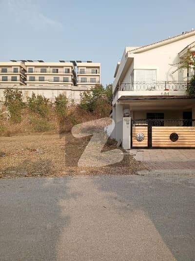 بحریہ گرینز۔ اوورسیز انکلیو - سیکٹر 5 بحریہ گرینز۔ اوورسیز انکلیو,بحریہ ٹاؤن فیز 8,بحریہ ٹاؤن راولپنڈی,راولپنڈی میں 1 کنال رہائشی پلاٹ 2.75 کروڑ میں برائے فروخت۔