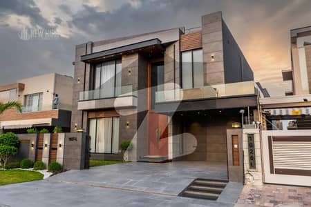 MODERN DESIGN FULL BASMENT SWIMMING POOL HOME THEATER