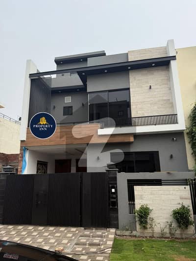 بحریہ ٹاؤن رفیع بلاک بحریہ ٹاؤن سیکٹر ای,بحریہ ٹاؤن,لاہور میں 3 کمروں کا 5 مرلہ مکان 2.75 کروڑ میں برائے فروخت۔