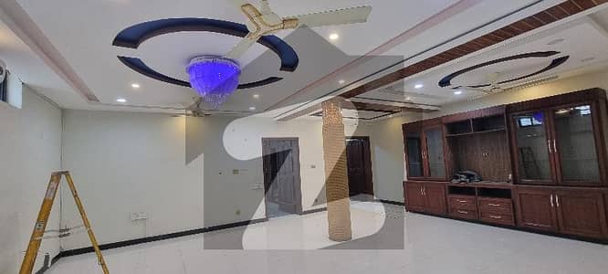 ایف ۔ 11 اسلام آباد میں 2 کمروں کا 10 مرلہ زیریں پورشن 1.05 لاکھ میں کرایہ پر دستیاب ہے۔