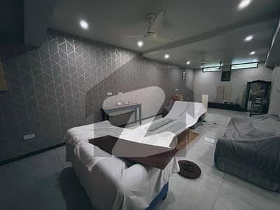 Defence VIII 120yards 4 Bedrooms Drawing With Full Basement Store Room Available For RENT