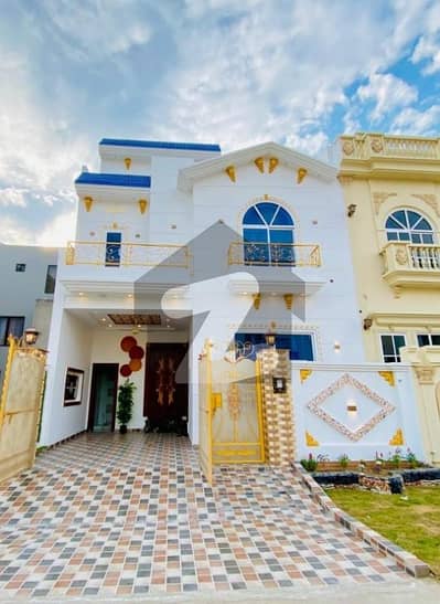 سٹی ہاؤسنگ سوسائٹی گوجرانوالہ میں 4 کمروں کا 5 مرلہ مکان 1.85 کروڑ میں برائے فروخت۔